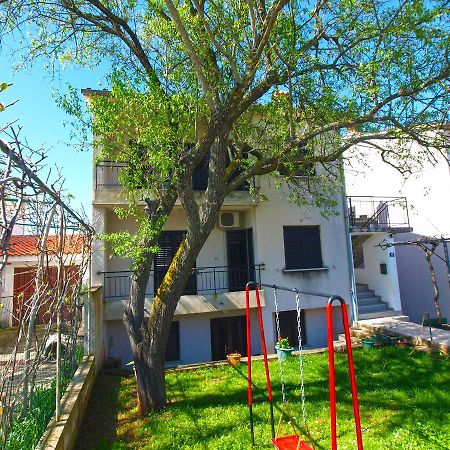 Apartment Dean 1595 Fazana Bagian luar foto