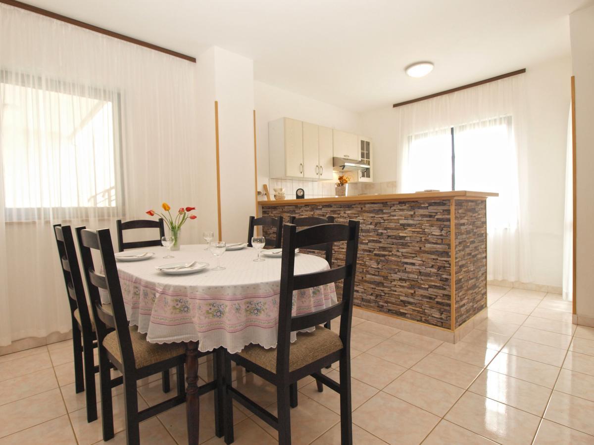 Apartment Dean 1595 Fazana Bagian luar foto