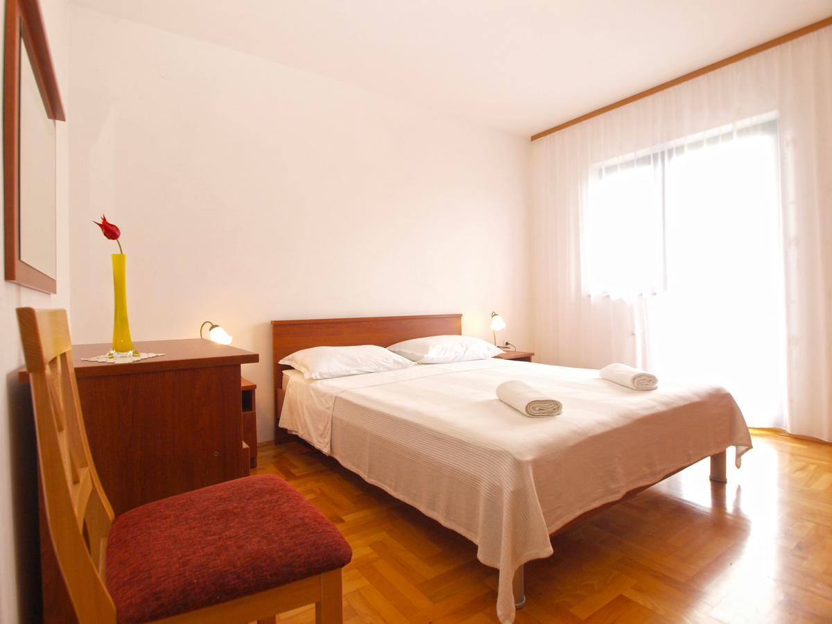 Apartment Dean 1595 Fazana Bagian luar foto