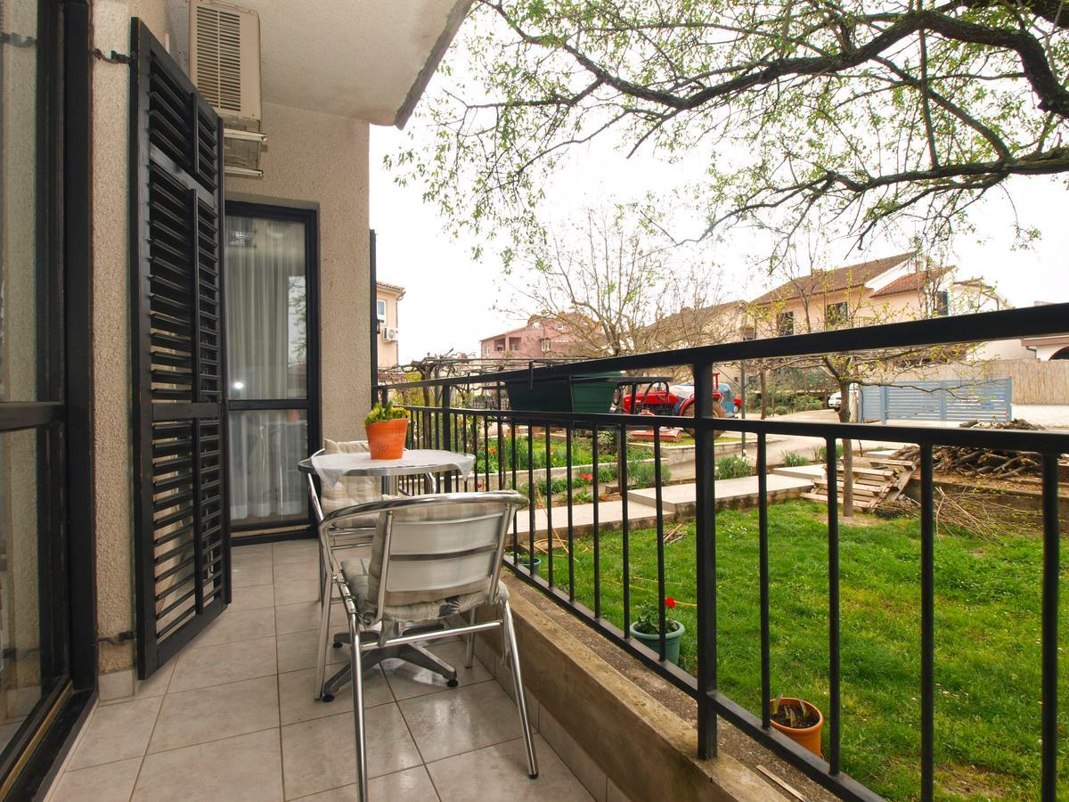 Apartment Dean 1595 Fazana Bagian luar foto
