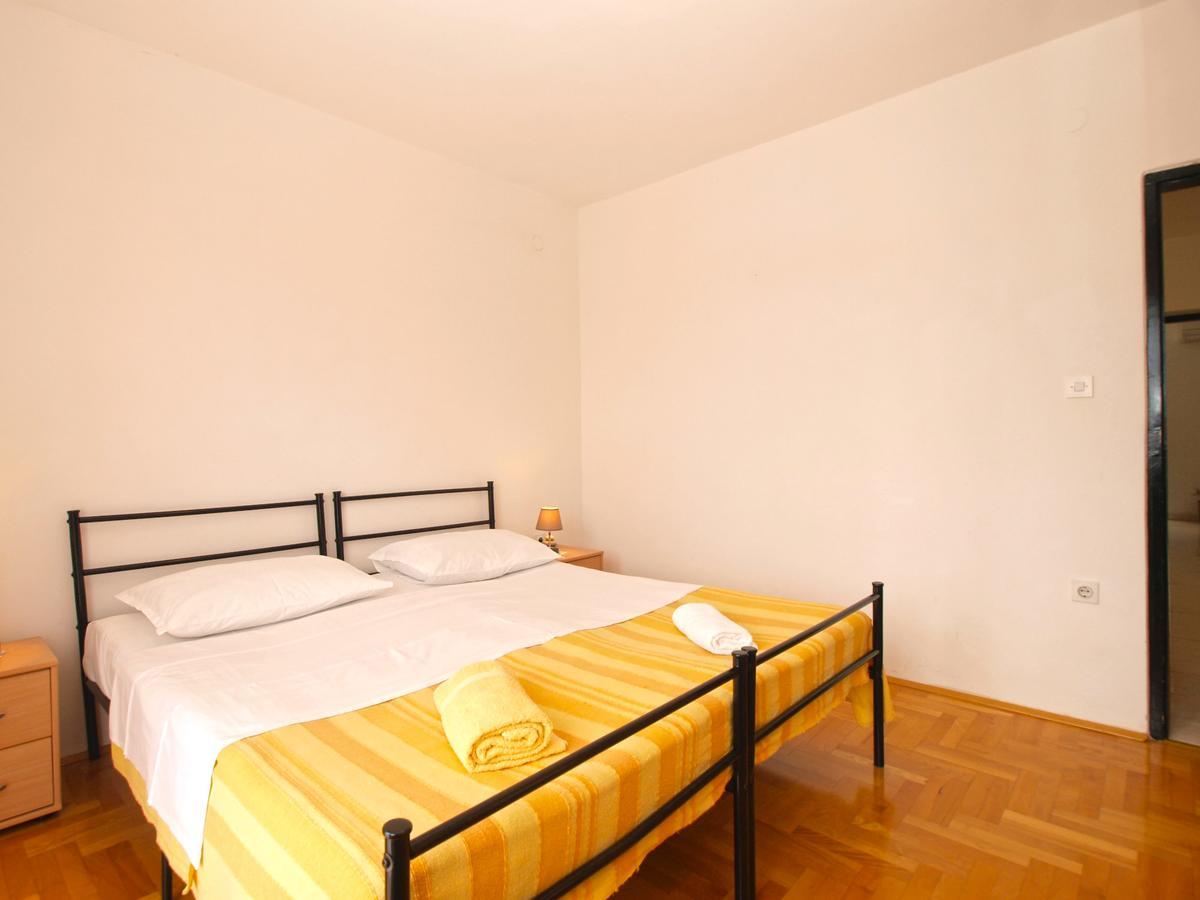 Apartment Dean 1595 Fazana Bagian luar foto